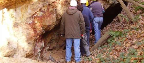 SERGE BARLAN- MINE DE MONT-ROC (Tarn) Goethite Site offert au club le Béryl de Tournefeuille en 1988