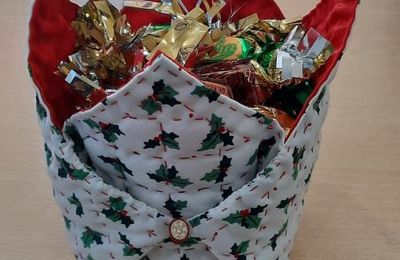 Les petites panières de Noël en piqué marseillais