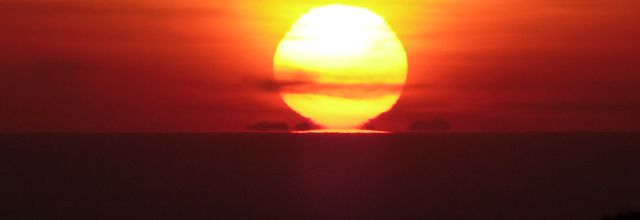 2016 : Vision morcelée du Canigou au coucher du Soleil