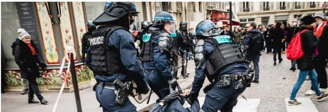 Ceux qui oublient le passé sont condamnés à le revivre 