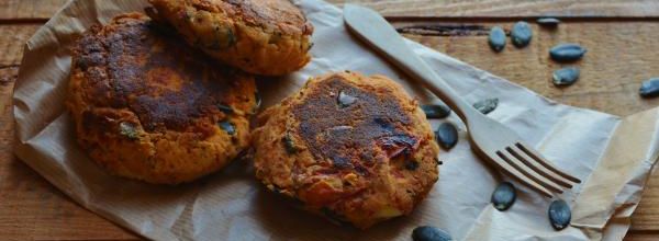Galettes de tofu aux tomates, basilic, mozzarella et graines de courge