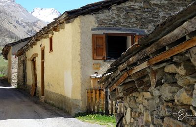 Le Hameau de La Barge (Hte Ubaye)