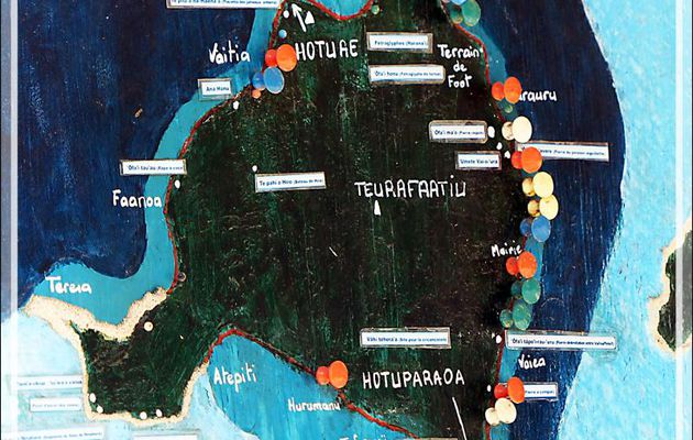 Plan d'information touristique sur Maupiti avec la carte de l'île - Polynésie française