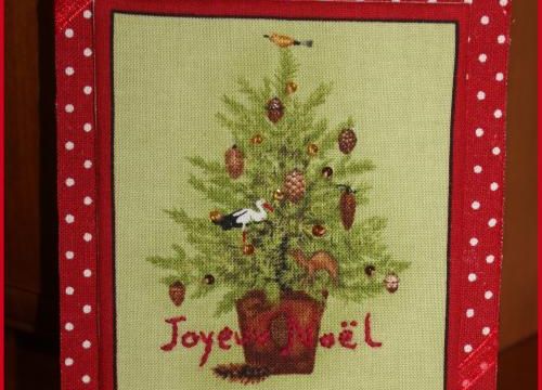 Carte postale en tissu et carton