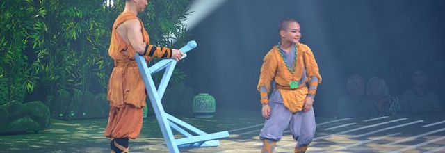Cirque Phénix - Le Petit Dragon : (5) - Le Dragon Cracheur de Feu