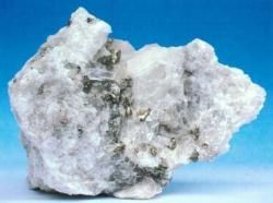 SERGE BARLAN-CASSAGNE (Hte Garonne) Gypse et pyrites Site offert au  Béryl de Tournefeuille en 1989