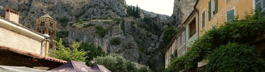 Moustiers-Sainte-Marie la capitale de la faïence