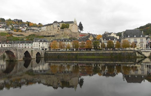 Terrasson en reflet dans le dept 24-120