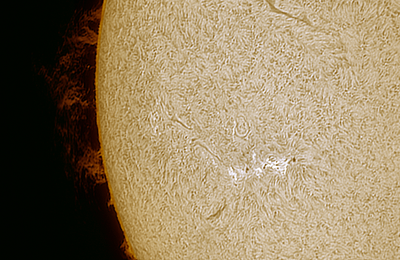 La gigantesque arche de plasma du 11 octobre 2025 