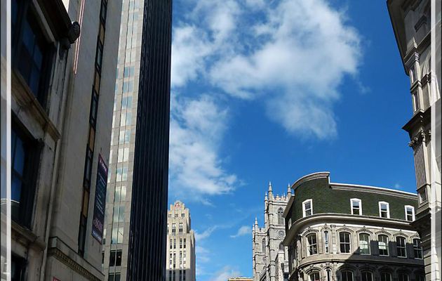Vues panoramiques de la Basilique Notre-Dame de Montréal et de la place d'Armes - Montréal - Québec - Canada