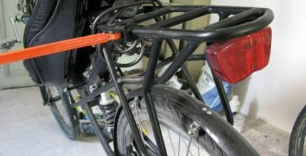  Les premiers soucis matériels, porte-bagages à Alice 02