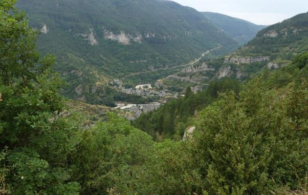APRES LA CURE - SAINTE - ENIMIE - GORGES DU TARN