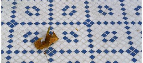 Rester sur le carreau…