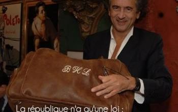 L'HOMME EXISTE !!!