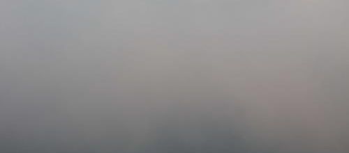Le brouillard tombe
