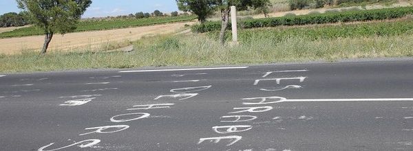 Deux articles de Jacques Cros : « Inscription raciste » *** « Ils ont osé »