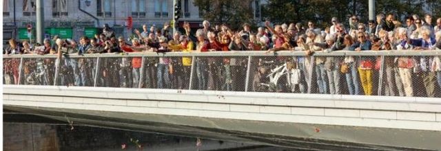 Besançon : Nuit sanglante du 17 octobre 1961 à Paris *** Commémoration sur le pont Battant en hommage aux Algériens tués