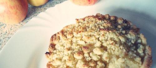 Tartelettes pommes-pêches façon crumble
