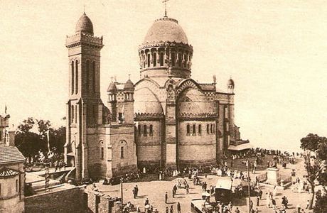 .Basilique Notre-Dame d'Afrique