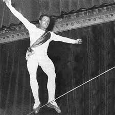 Les Équilibristes de Nikos Papatakis (1991) * Walking a Tightrope