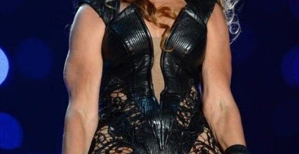 Superbowl 2013 : Les agents de Beyoncé veulent censurer ces photos ''peu flatteuses''