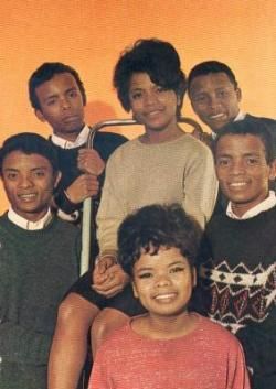 LES INCONTOURNABLES CHANSONS des SURFS