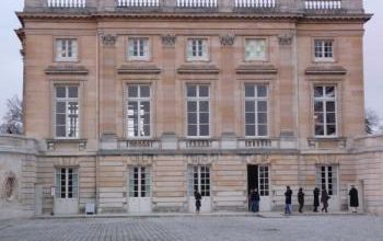 Histoire de fenêtres au Petit Trianon