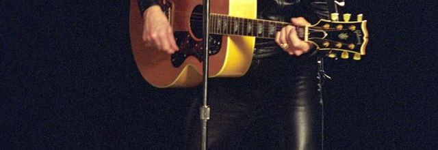 feuilleton 7 a la maison et elvis