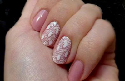 Stamping discret et rapide à faire + mon avis sur les vernis Tenoverten