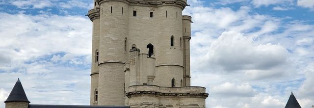 Le donjon du château de Vincennes : l'extérieur