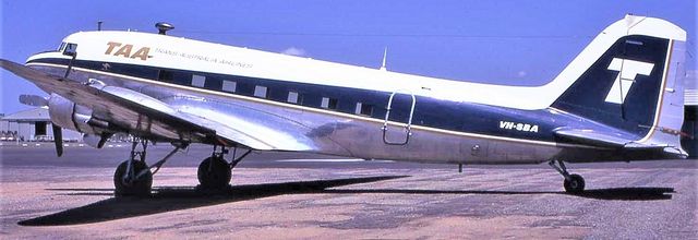  TAA Douglas DC-3