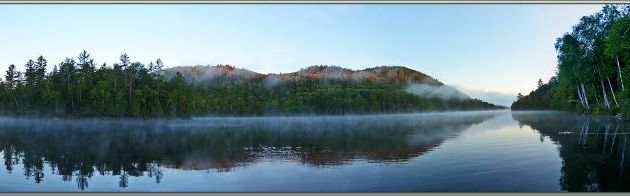 Lever de soleil sur le Petit Lac Preston - Duhamel - Outaouais - Québec - Canada