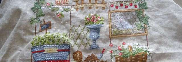 Un p'tit tour au jardin Madame la fée : broderie terminée
