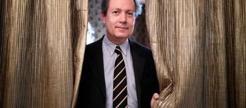 * Van der Plaesten obtient un 4e prix littéraire pour "La nostalgie de l'honneur"