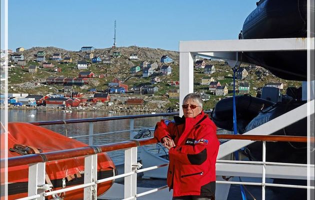 Rare : photos de deux passagers femelle et mâle (Homo sapiens) - Kullorsuaq - Groenland