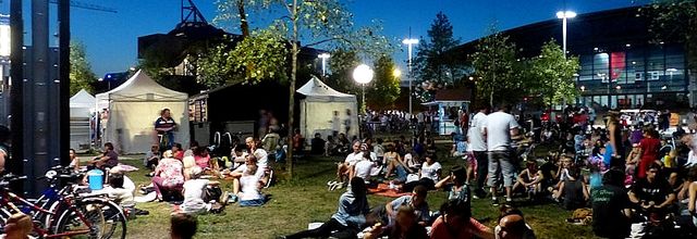 Metz / Fêtes de la Mirabelle 2015 / Tombés du Ciel avec le Circo de Madrugada...