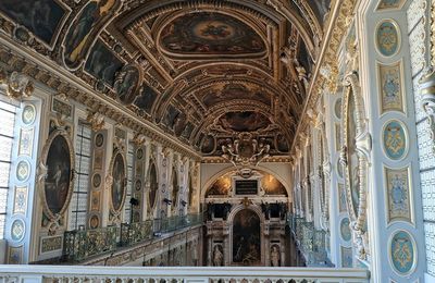 Château de Fontainebleau : chapelle de la Trinité et galerie François-1er