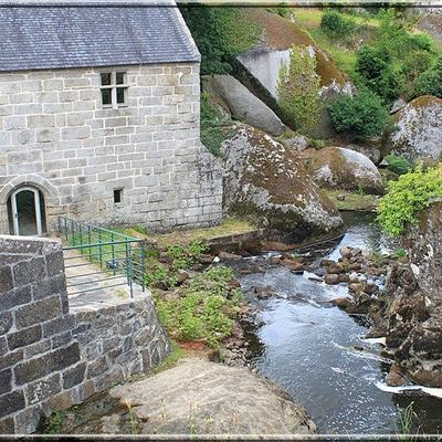 1064 - Huelgoat, dans le Finistère (29)