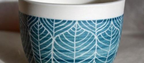 Nouvelles petites suspensions porcelaine pour plantes à découvrir à Auray ou Saint Malo!