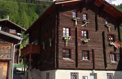 EB - Oberwald, dans le canton du Valais en Suisse...