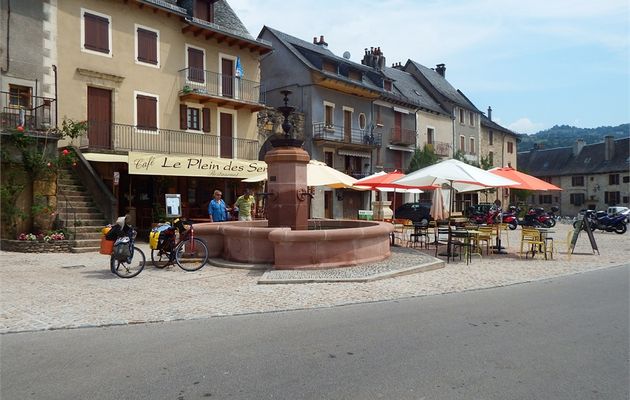 Saint Cômes d'Olt en Aveyron 