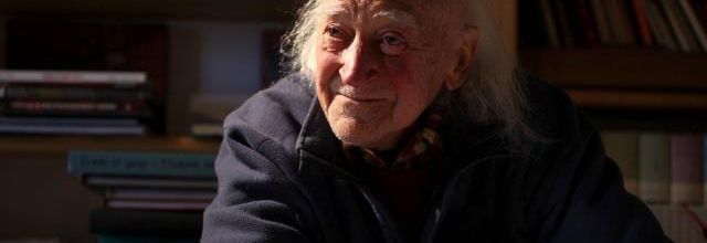 René Vautier mérite bien un deuxième article sur notre blog, je n’ai rien vu et entendu sur les chaînes TV… elles préfèrent parler de Zemmour ?