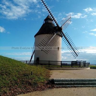 Les Moulins à Vent