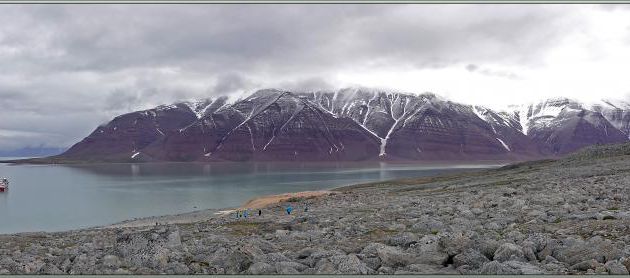 Nous élargissons notre zone d'exploration jusqu'à la langue glaciaire issue du glacier principal, le Monacobreen - Bockfjorden - Spitzberg - Svalbard - Norvège