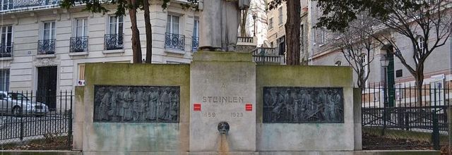 Montmartre : Monument à la mémoire de Théophile-Alexandre Steinlen 