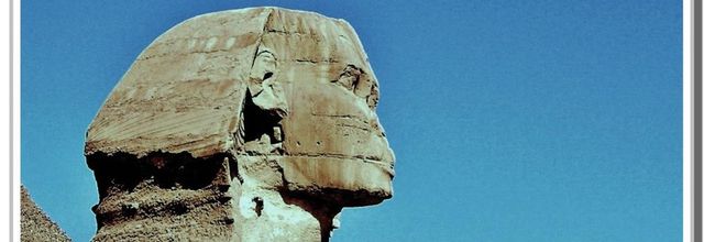 Sphinx de Gizeh +Pyramides d'Égypte No4