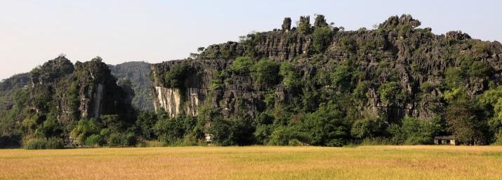 Le mont Mua et superbe vue de son sommet sur les rizières et la rivière Ngô Dông
