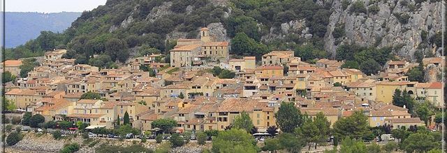 819 - Bauduen et Moustiers (83) et (04)