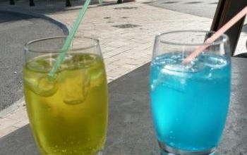 doit-on boire chaud lorsqu'il fait chaud ?
