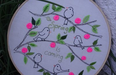 Spring is coming, appliqué et broderie